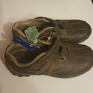 Toddler shoes